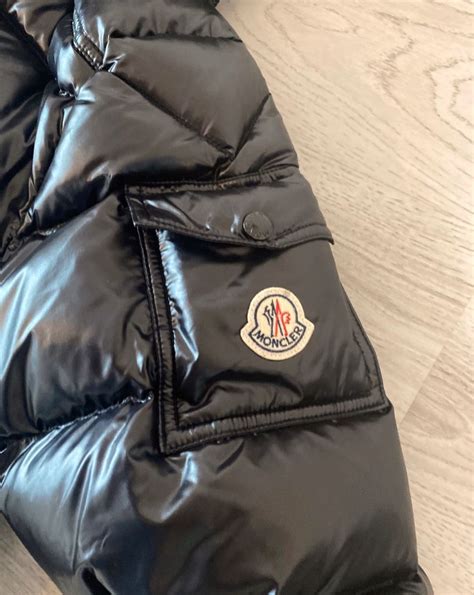 buy moncler jackets china